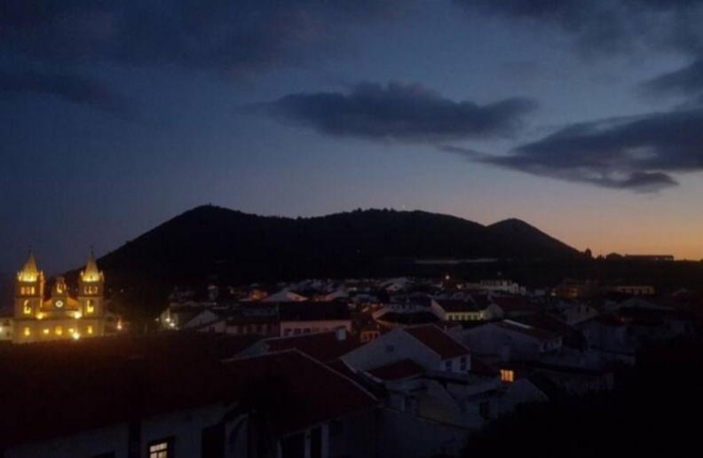 Ferienwohnung Telhados D'Angra Al Angra do Heroísmo Exterior foto